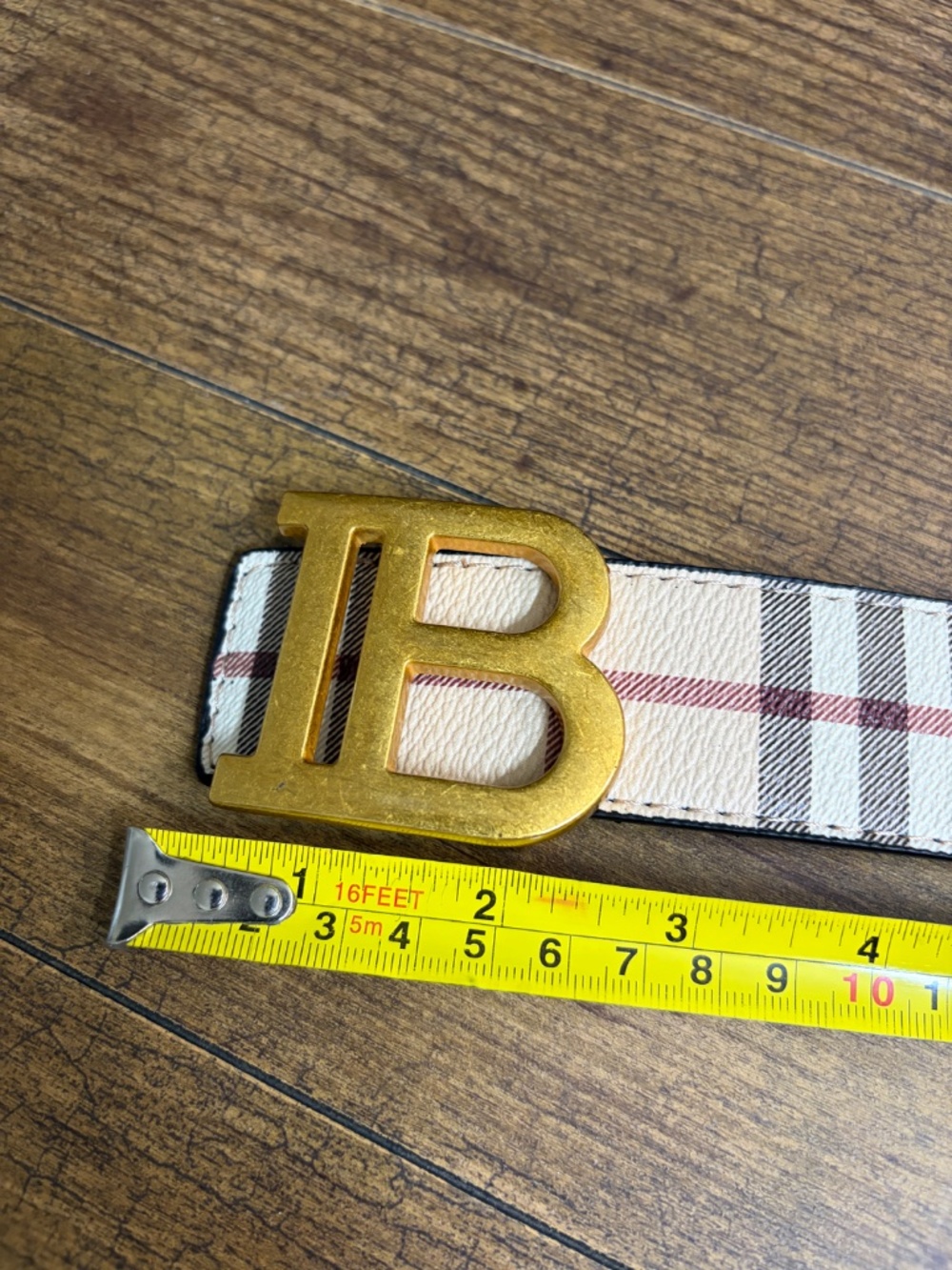 Burberry - Picture 6 of 11